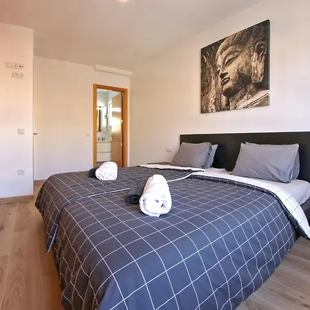 Appartement 2bd Spacious & Stylish With Heated Pool *