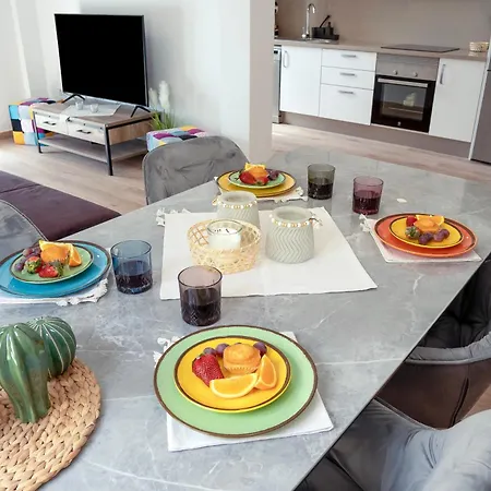Appartement 2bd Spacious & Stylish With Heated Pool
