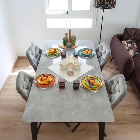 Appartement 2bd Spacious & Stylish With Heated Pool Las Rosas (Arona, Tenerife)