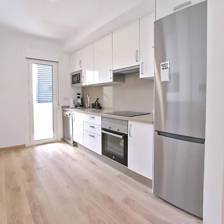 Apartment 2bd Spacious & Stylish With Heated Pool Las Rosas (Arona, Tenerife)