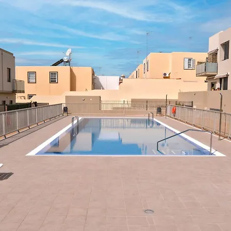 2bd Spacious & Stylish With Heated Pool