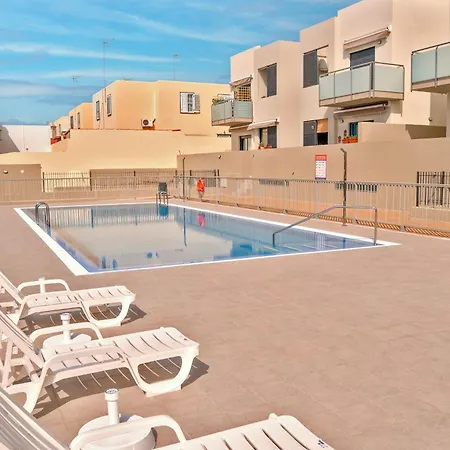 2bd Spacious & Stylish With Heated Pool